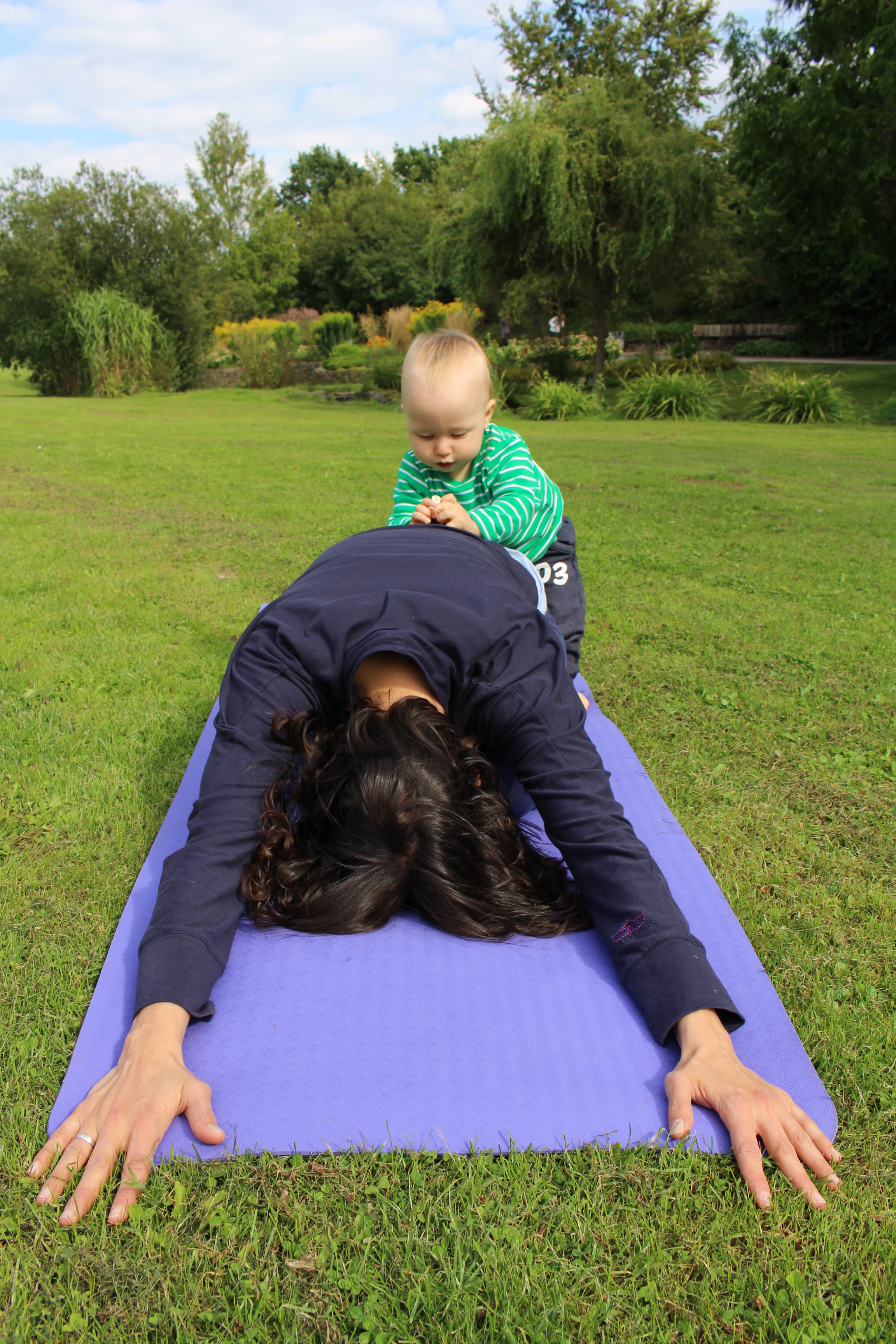 Yoga-Übung Stellung des Kindes